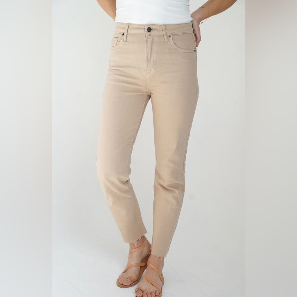 CJLA ‘Chrissy’ Khaki Classic Straight Leg Stretch Jeans Size 13